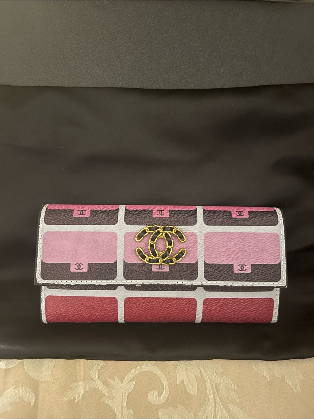 NWOT Elegant Pink, Red & Black Patterned Wallet with Gold CC Emblem